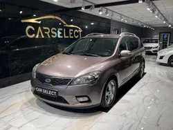 Mörkgrå (grå) Begagnad 2012 Kia Ceed Sportswagon Kombi | 59 900 kr (Bra pris)