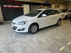Vit Begagnad 2013 Opel Astra Active Kombi | 69 900 kr (Marknadspris)