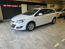 Vit Begagnad 2013 Opel Astra Active Kombi | 69 900 kr (Marknadspris)