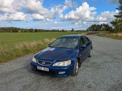 Begagnad 2001 Honda Accord Halvkombi | 15 000 kr
