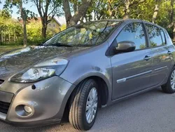 Grå Begagnad 2012 Renault Clio R.S. Halvkombi | 27 000 kr (Bra pris)