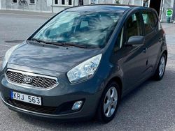 Grå Begagnad 2010 Kia Venga Comfort Halvkombi | 49 900 kr (Marknadspris)
