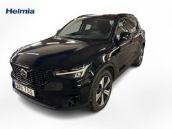 Svart Begagnad 2023 Volvo XC40 Plus SUV | 399 000 kr (Dyr)
