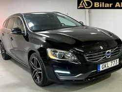 Svart Begagnad 2014 Volvo V60 Momentum Kombi | 119 800 kr (Marknadspris)