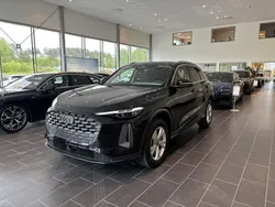 Svart Ny 2025 Audi Q5 Advanced SUV | 579 900 kr (Superpris)