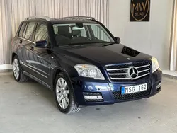 Mörkblå (blå) Begagnad 2012 Mercedes GLK220 SUV | 119 900 kr (Marknadspris)