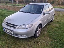 Grå Begagnad 2007 Chevrolet Lacetti Halvkombi | 15 000 kr