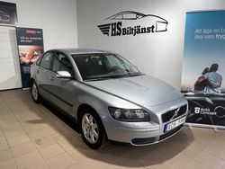 Silver Begagnad 2006 Volvo S40 Sedan | 49 900 kr (Marknadspris)