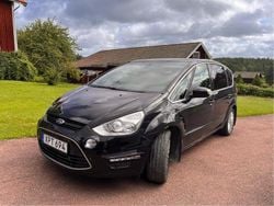 Svart Begagnad 2014 Ford S-MAX Business Edition Minibuss | 95 000 kr (Bra pris)
