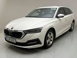 Vit Begagnad 2021 Skoda Octavia | 118 300 kr (Lite dyr)