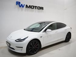 Vit Begagnad 2019 Tesla Model 3 Performance Sedan | 239 900 kr (Bra pris)