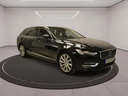 Svart Begagnad 2017 Volvo V90 Inscription Kombi | 229 900 kr (Marknadspris)