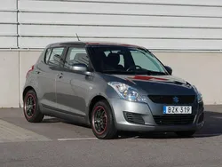 Grå Begagnad 2010 Suzuki Swift Halvkombi | 52 500 kr (Marknadspris)