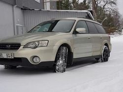 Ljust champagne metallic Begagnad 2006 Subaru Outback Kombi | 24 500 kr (Marknadspris)