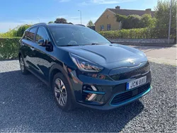 Blå Begagnad 2019 Kia e-Niro Advance SUV | 195 000 kr (Marknadspris)
