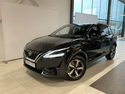 Svartmetallic Begagnad 2023 Nissan Qashqai Tekna SUV | 349 000 kr (Marknadspris)