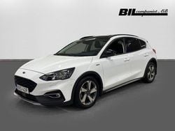 Vit Begagnad 2019 Ford Focus Active Halvkombi | 169 000 kr (Marknadspris)