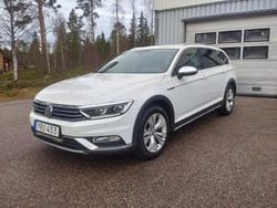 Vit Begagnad 2017 VW Passat Alltrack Kombi | 165 000 kr (Lite dyr)