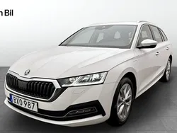 Vit Begagnad 2023 Skoda Octavia Style Kombi | 309 000 kr (Bra pris)