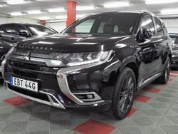 Svart Begagnad 2019 Mitsubishi Outlander P-HEV SUV | 197 500 kr (Bra pris)
