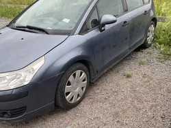 Grå Begagnad 2006 Citroën C4 Halvkombi | 15 000 kr