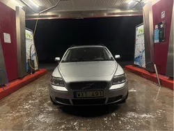 Silver Begagnad 2006 Volvo V50 Kombi | 32 000 kr (Marknadspris)