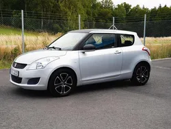 Grå Begagnad 2012 Suzuki Swift Halvkombi | 64 900 kr (Marknadspris)