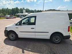 Vit Begagnad 2017 VW Caddy Minibuss | 99 800 kr (Bra pris)