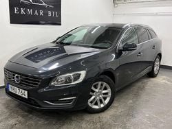 Grå Begagnad 2016 Volvo V60 Summum Kombi | 169 900 kr (Marknadspris)