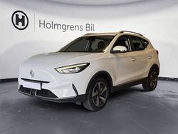 Vit (dover white) Begagnad 2022 MG ZS Comfort Sedan | 219 900 kr (Bra pris)