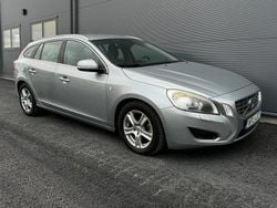 Silver Begagnad 2012 Volvo V60 Ocean Race Kombi | 89 900 kr (Marknadspris)