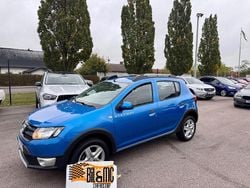 Ljusblå Begagnad 2015 Dacia Sandero Stepway Halvkombi | 66 800 kr (Bra pris)