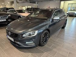 Grå Begagnad 2018 Volvo V60 R-Design Kombi | 229 000 kr (Superpris)