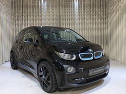 Svart Begagnad 2017 BMW i3 Halvkombi | 159 900 kr (Marknadspris)