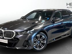 Grå (grey) Begagnad 2025 BMW 530e Shadowline Kombi | 658 700 kr (Marknadspris)