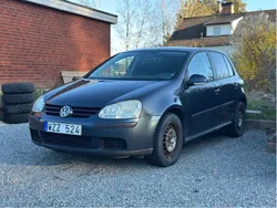 Grå Begagnad 2005 VW Golf IV Halvkombi | 22 000 kr (Marknadspris)
