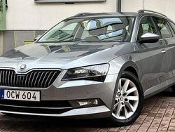 Grå Begagnad 2016 Skoda Superb Style Kombi | 119 900 kr (Bra pris)