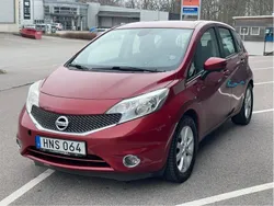 Röd Begagnad 2014 Nissan Note S Minibuss | 73 700 kr (Marknadspris)