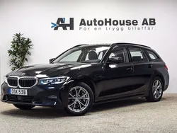 Svart Begagnad 2021 BMW 330e Sport Line Kombi | 259 000 kr (Superpris)