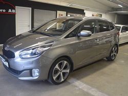 Grå Begagnad 2014 Kia Carens Minibuss | 104 900 kr (Lite dyr)