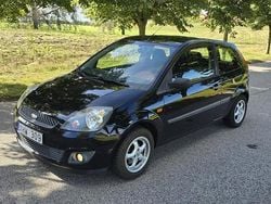 Svart Begagnad 2006 Ford Fiesta Halvkombi | 25 999 kr (Lite dyr)