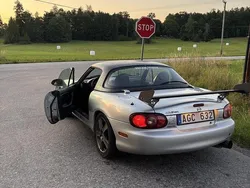 Silver Begagnad 2001 Mazda MX5 Cab | 52 500 kr (Marknadspris)
