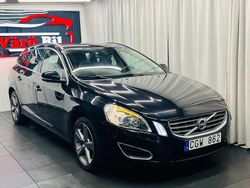 Svart Begagnad 2013 Volvo V60 Momentum Kombi | 119 900 kr (Marknadspris)
