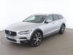 Silver Begagnad 2019 Volvo V90 CC Momentum Kombi | 328 000 kr (Bra pris)