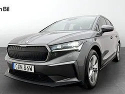 Grå Begagnad 2023 Skoda Enyaq iV SUV | 404 500 kr (Superpris)