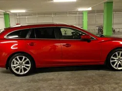 Röd Begagnad 2013 Mazda 6 Kombi | 119 800 kr (Marknadspris)