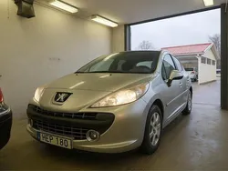 Grå Begagnad 2007 Peugeot 207 Sport Halvkombi | 29 900 kr (Marknadspris)