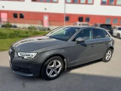 Grå Begagnad 2018 Audi A3 Sportback Proline Halvkombi | 194 500 kr (Marknadspris)