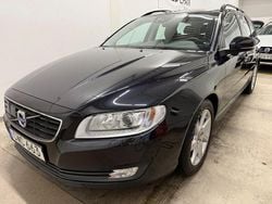 Svart (svart metallic) Begagnad 2015 Volvo V70 Dynamic Kombi | 139 500 kr (Lite dyr)