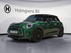 Grön Begagnad 2022 Mini Cooper Classic Halvkombi | 214 800 kr (Marknadspris)
